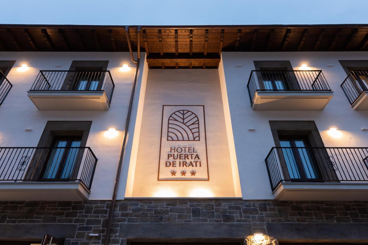 Silken Puerta De Irati Hotel Ochagavía Buitenkant foto